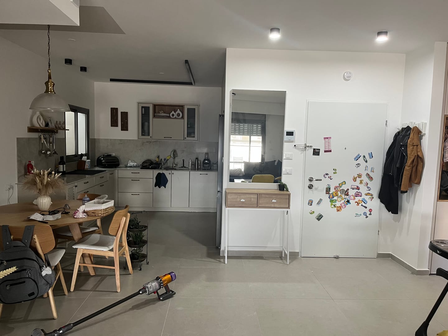 Customer photo review of דלת מראה להסתרת ארון חשמל