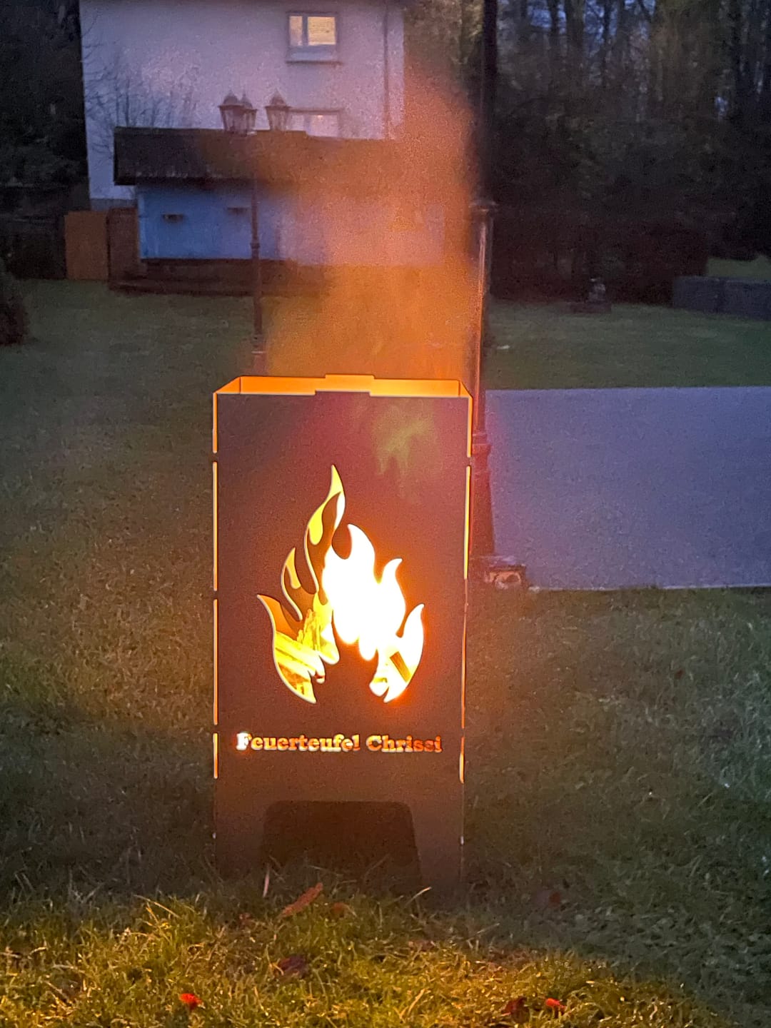 Customer photo review of Feuertonne Flamme aus edlem Stahl