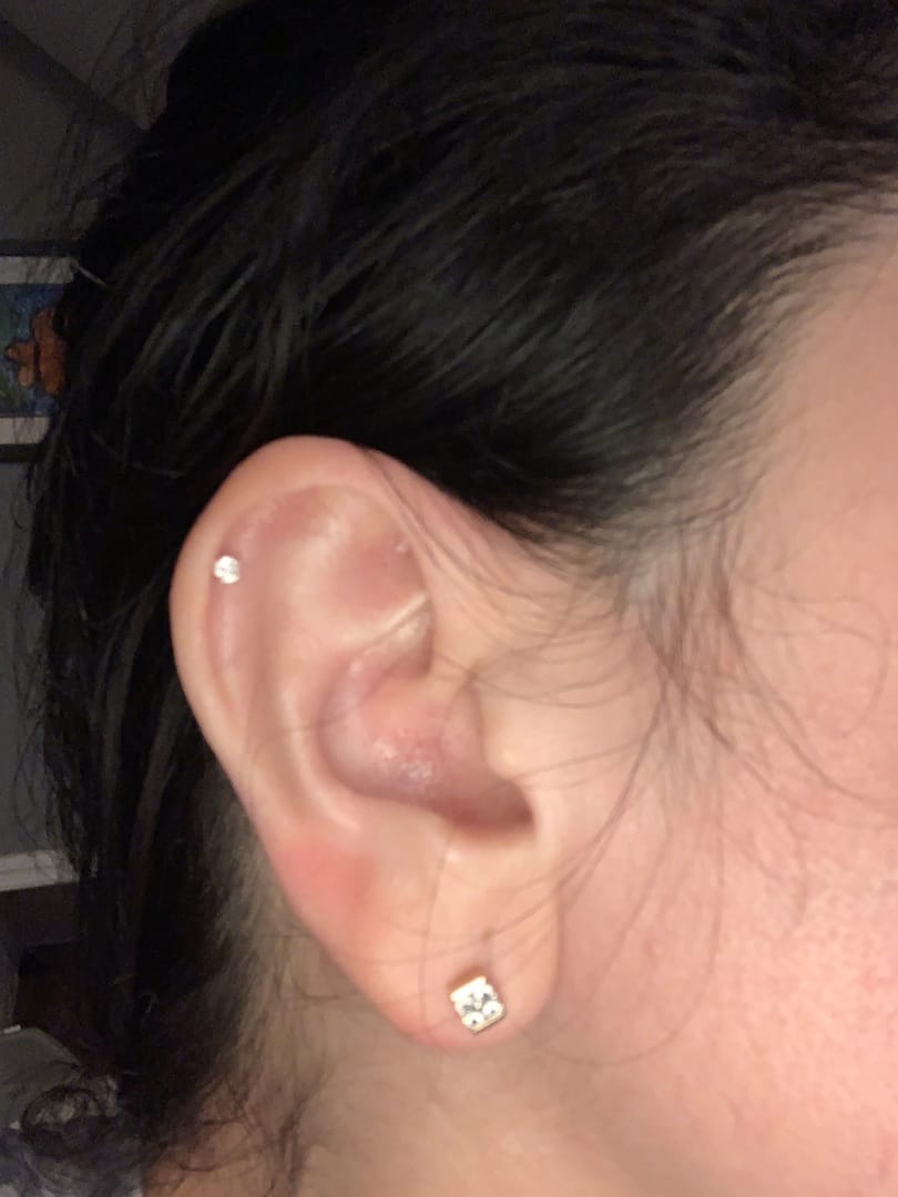 Customer photo review of 14K Gold Cubic Cartilage Earring 18G16G