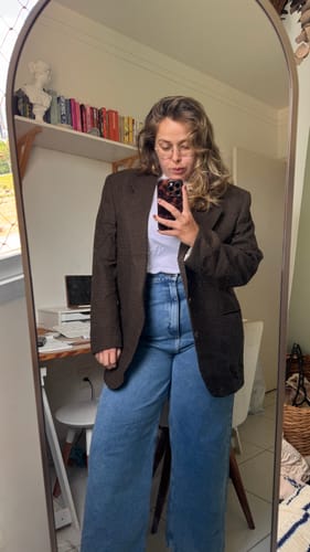 Luana D. review of Calça Jeans Reta Araçá Azul Médio image 1 out of 1