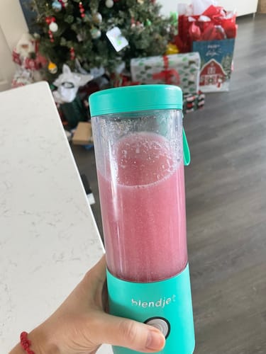 Customer photo review of Strawberry Banana Collagen Peptides Shake powder