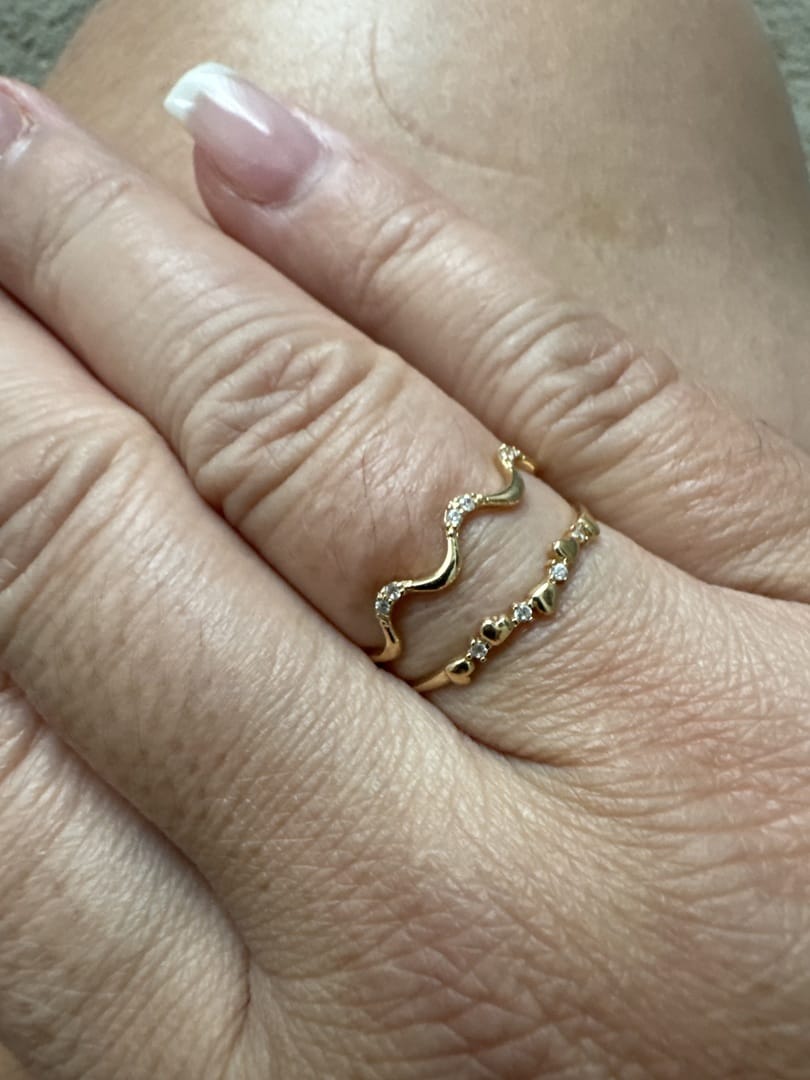 Customer photo review of 14K 18K Gold Wavy CZ Layered Ring