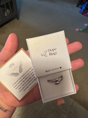 Customer photo review of Hug From Heaven Ring