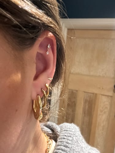 Customer photo review of Dangle flatback stud gold