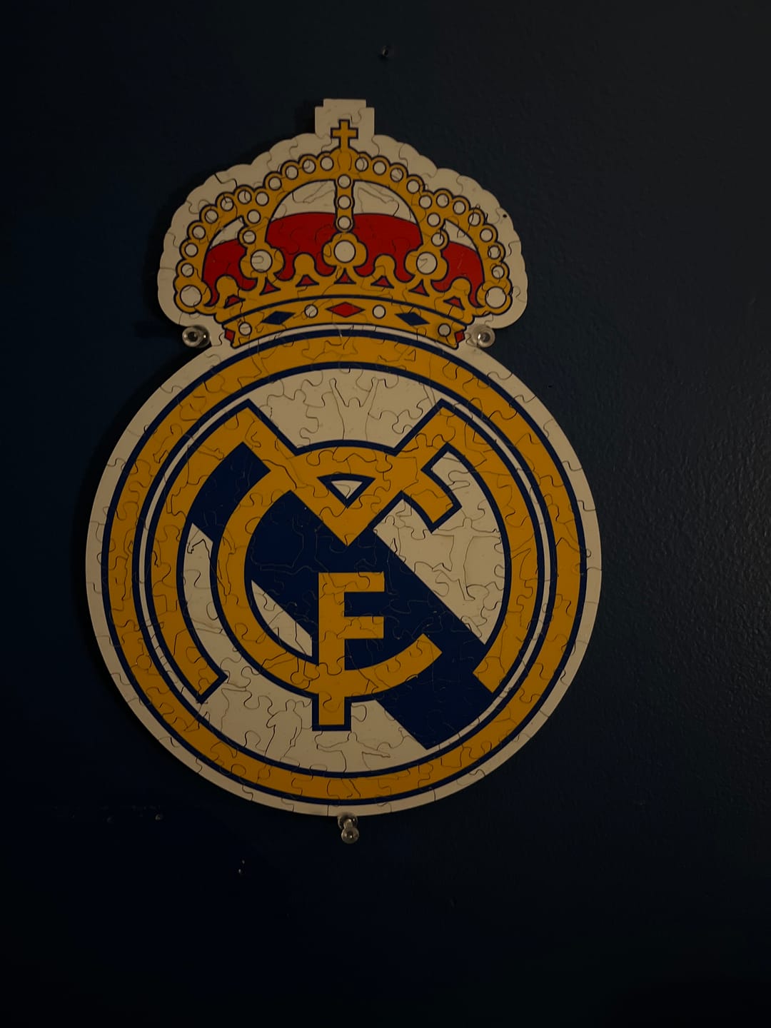 Customer photo review of Real Madrid CF® Logo - Wooden Puzzle