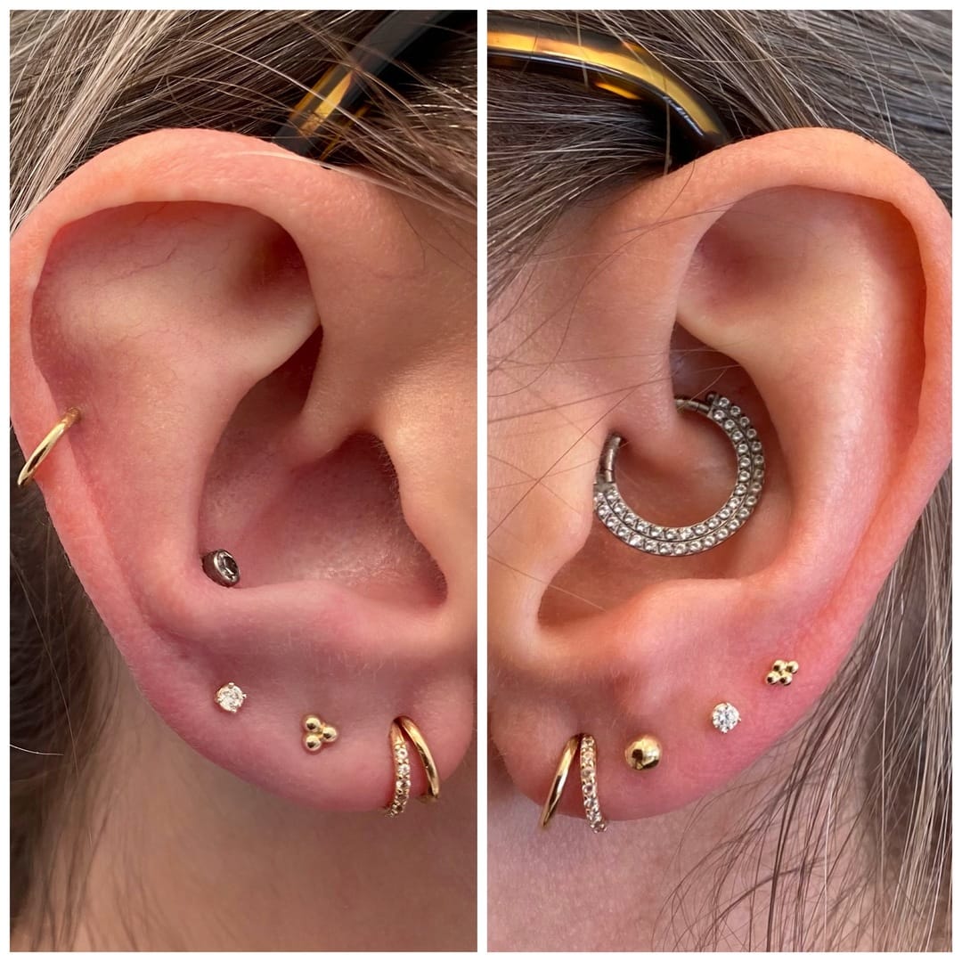 Customer photo review of 14K Gold 4 Pronged Colorful Cubic Internally Threaded Labret Piercing 18G16G