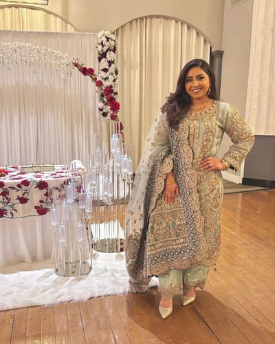 Customer photo review of Imrozia Premium Inspired Embroidered Angoor Green 3 Piece Wedding Outfit