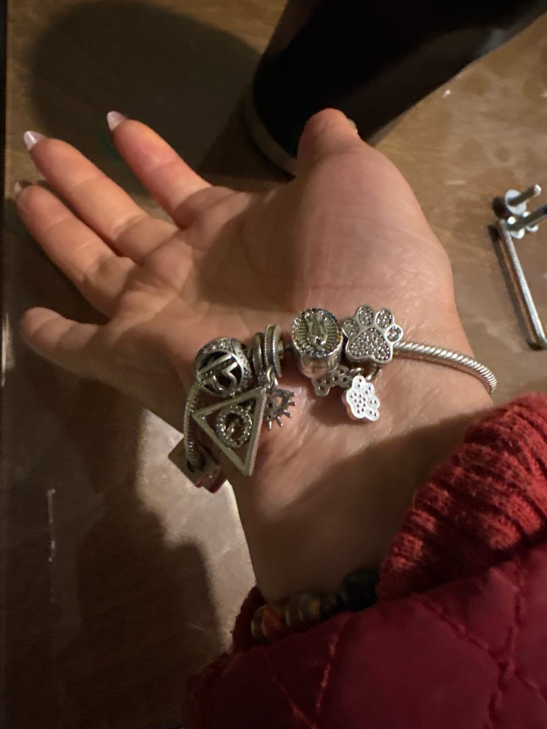 Customer photo review of Charm Luciernaga Evangeline "Iluminas Mi Vida" Fluorescente