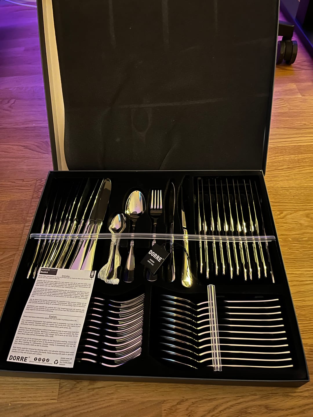 Customer photo review of Dorre Classic Bestickset, 60 delar