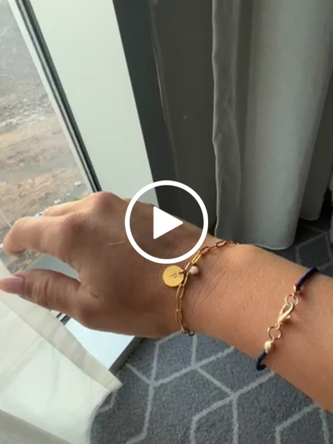 Customer video review of Pulsera Alianza ~ Personalizable
