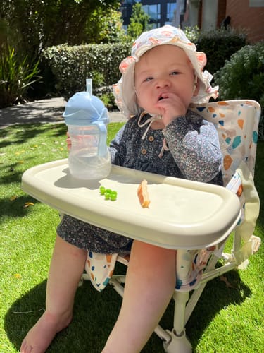 Customer photo review of Charlie baby chair v2