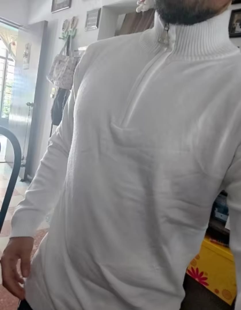 Customer photo review of Merino Herrenpullover mit V-Ausschnitt - Torino