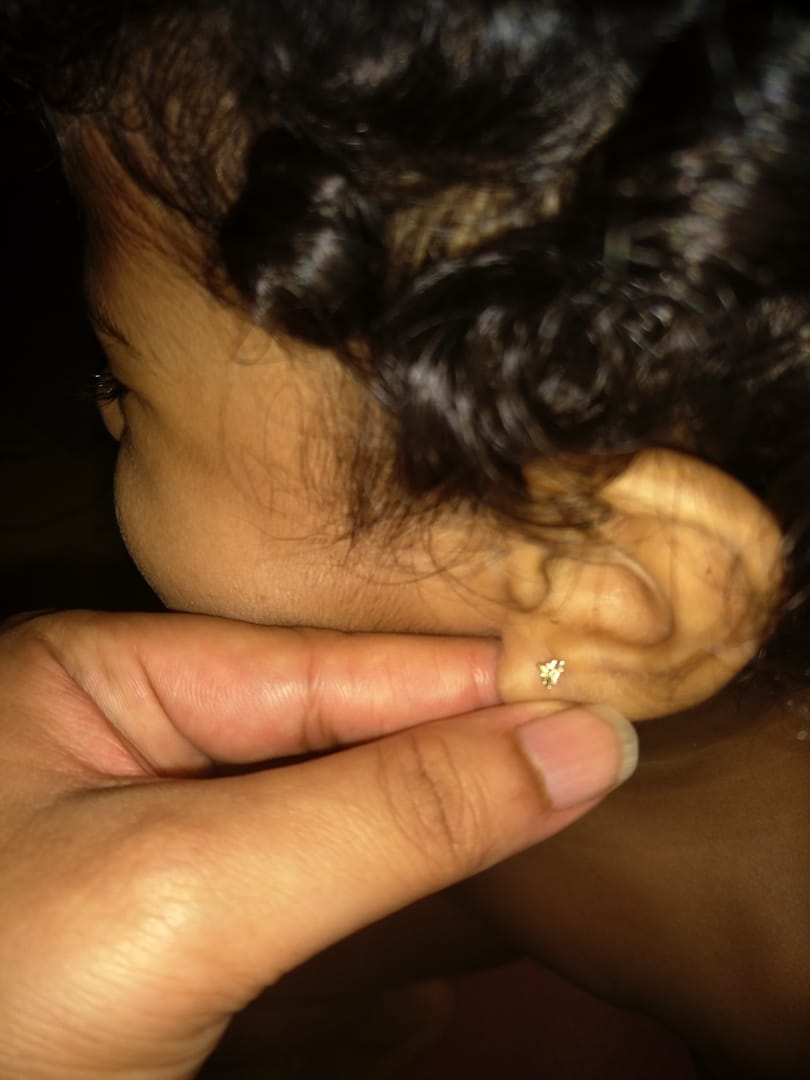 Customer photo review of 14K Gold Mini Bee Cartilage Earring 20G18G16G