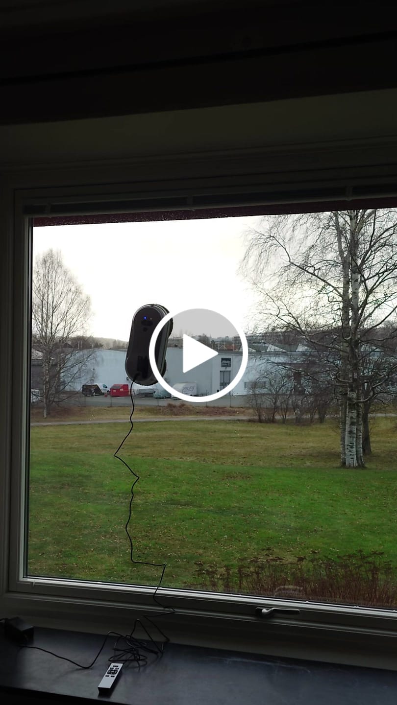 Customer video review of Fönsterputsrobot DiteWimba FPR20 med sprayfunktion