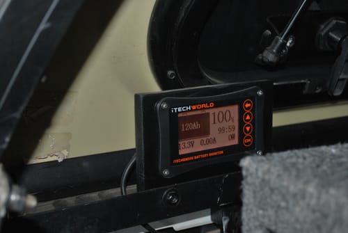 Customer photo review of iTECHBM500 (NEW 2024 Model) - 500Amp Battery Monitor with Shunt