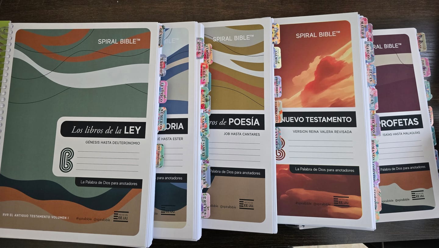 Customer photo review of Spiral Bible™ - RVR - Joshua - Esther