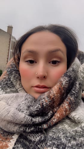 Customer photo review of Piercing Emily