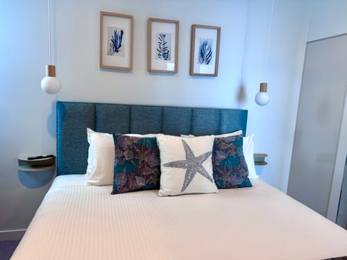 Customer photo review of FOLD Bedside Table 300 - Elements