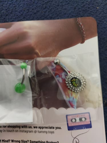 Customer photo review of Vintage Green Opale Navel Ring