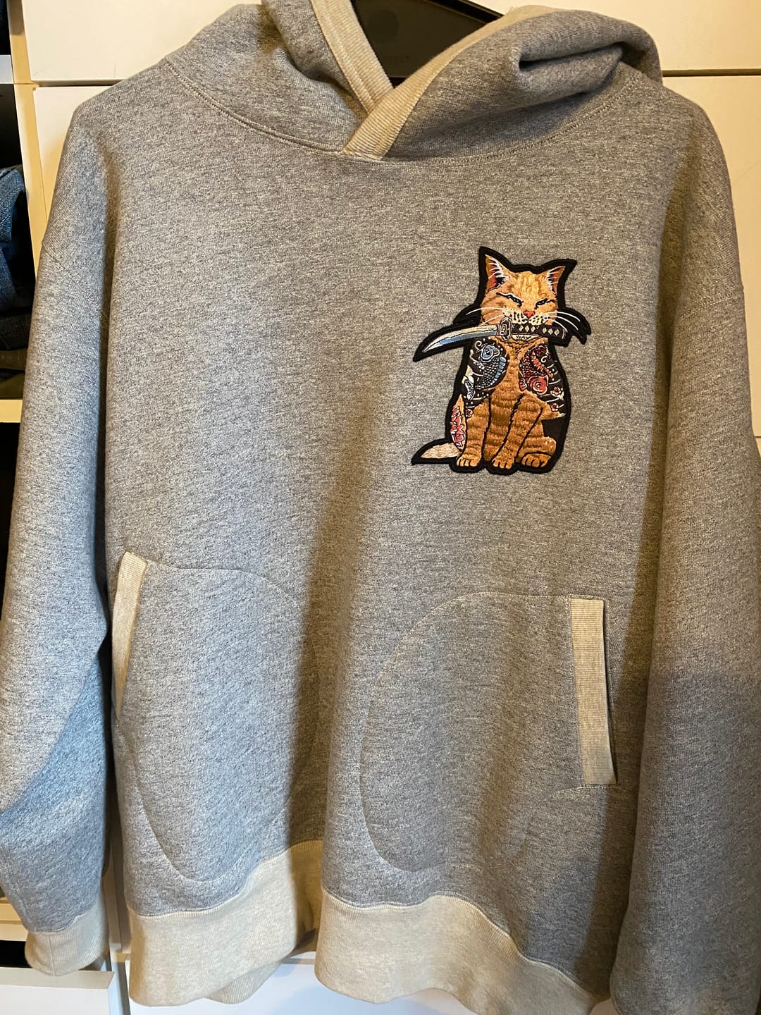 Customer photo review of Boxing Glove Pocket Lock Hood Hoodie