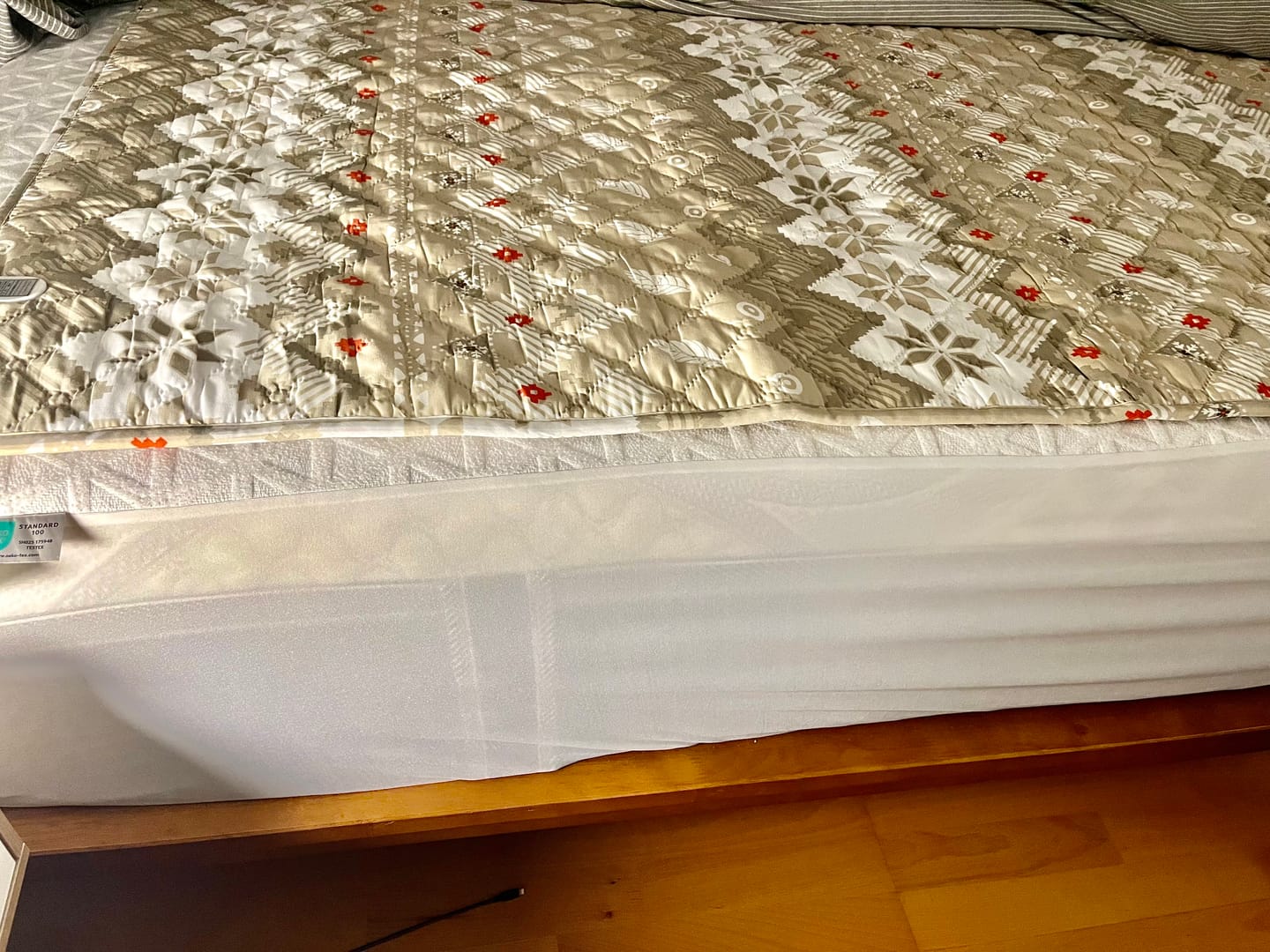 Customer photo review of Heated Mattress Pad