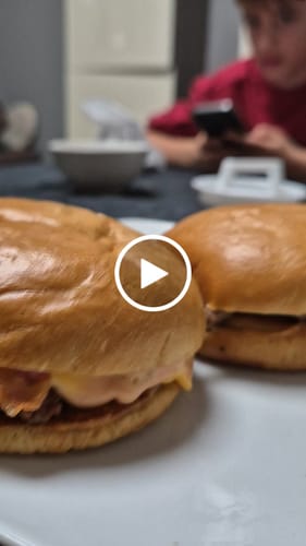 Customer video review of Hot Dog Potato Rolls • 60gr