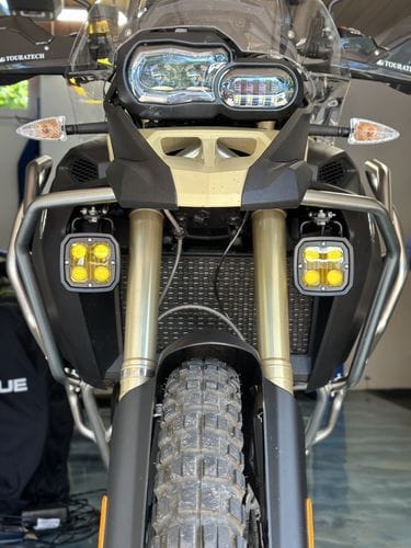 Customer photo review of D4 LED Light Pods with DataDim™ Technology