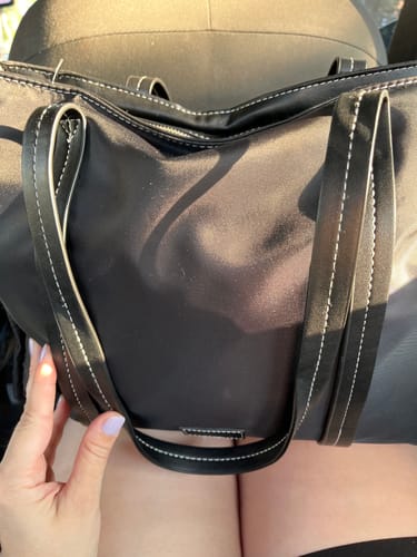Reseña con foto de un cliente sobre Cartera De Hombro Notebook Nylon Office
