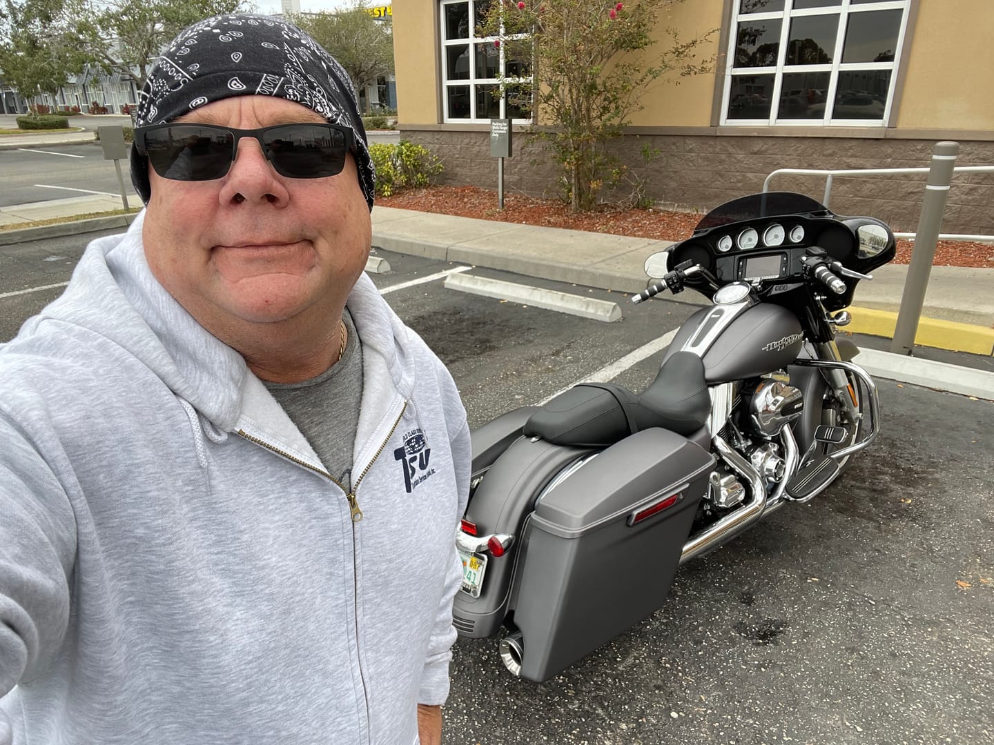 Customer photo review of 3.93" Stretched Saddlebag Bottoms For Harley Davidson 2014+ Touring