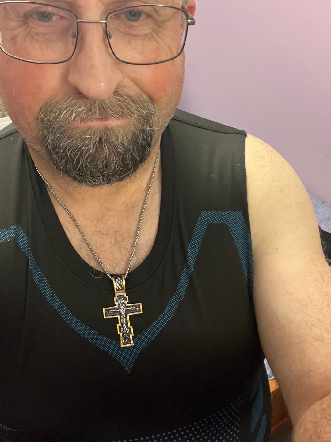 Customer photo review of DARK JESUS CROSS. - GOLD