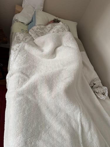 Customer photo review of 2 Lapis Lazuli Third Eye Malas