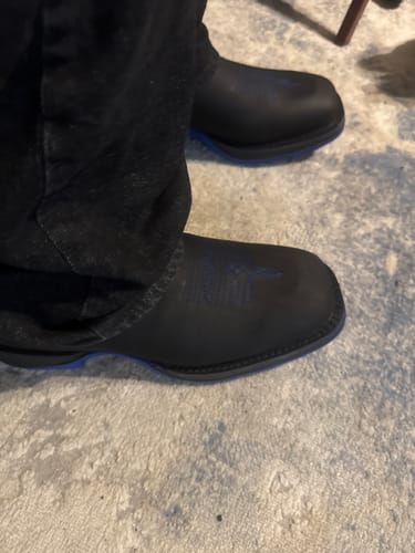 Customer photo review of Black Leather Botin With Lightweight Soles - Square Toe