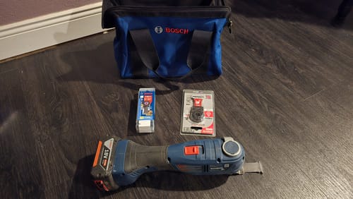 Customer photo review of BOSCH OSL114C-10 1-1/4 In. Starlock® Oscillating Multi Tool Carbide Plunge Cut Blade 10 Pk.