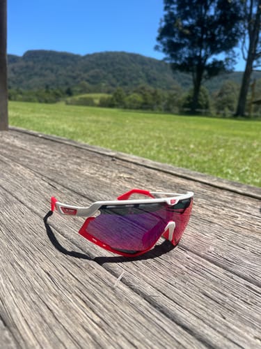 Customer photo review of Defender White Gloss Multi Last Red Lenses