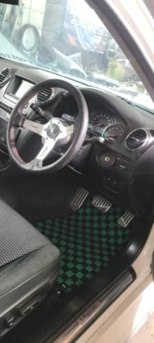 Customer photo review of Dadu Dice Checkered Car Floor Mats