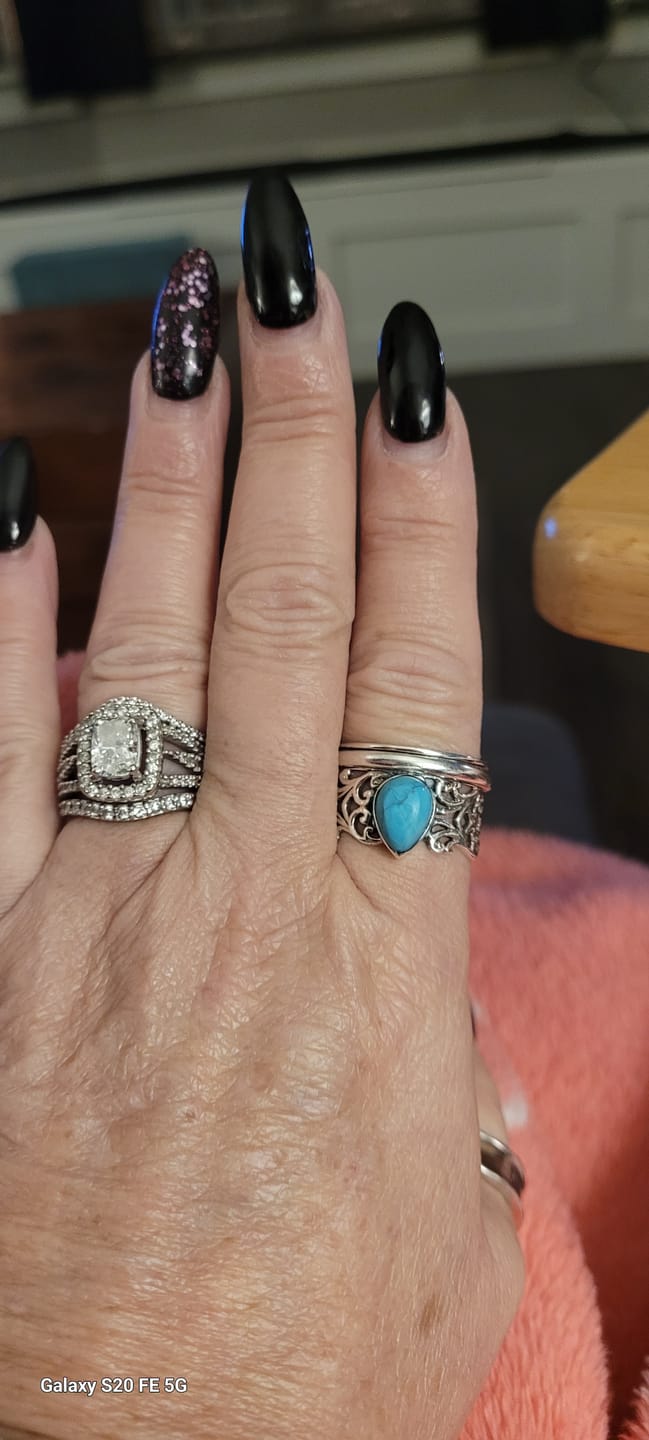 Customer photo review of Sterling Silver Spinner Teardrop Turquoise Ring