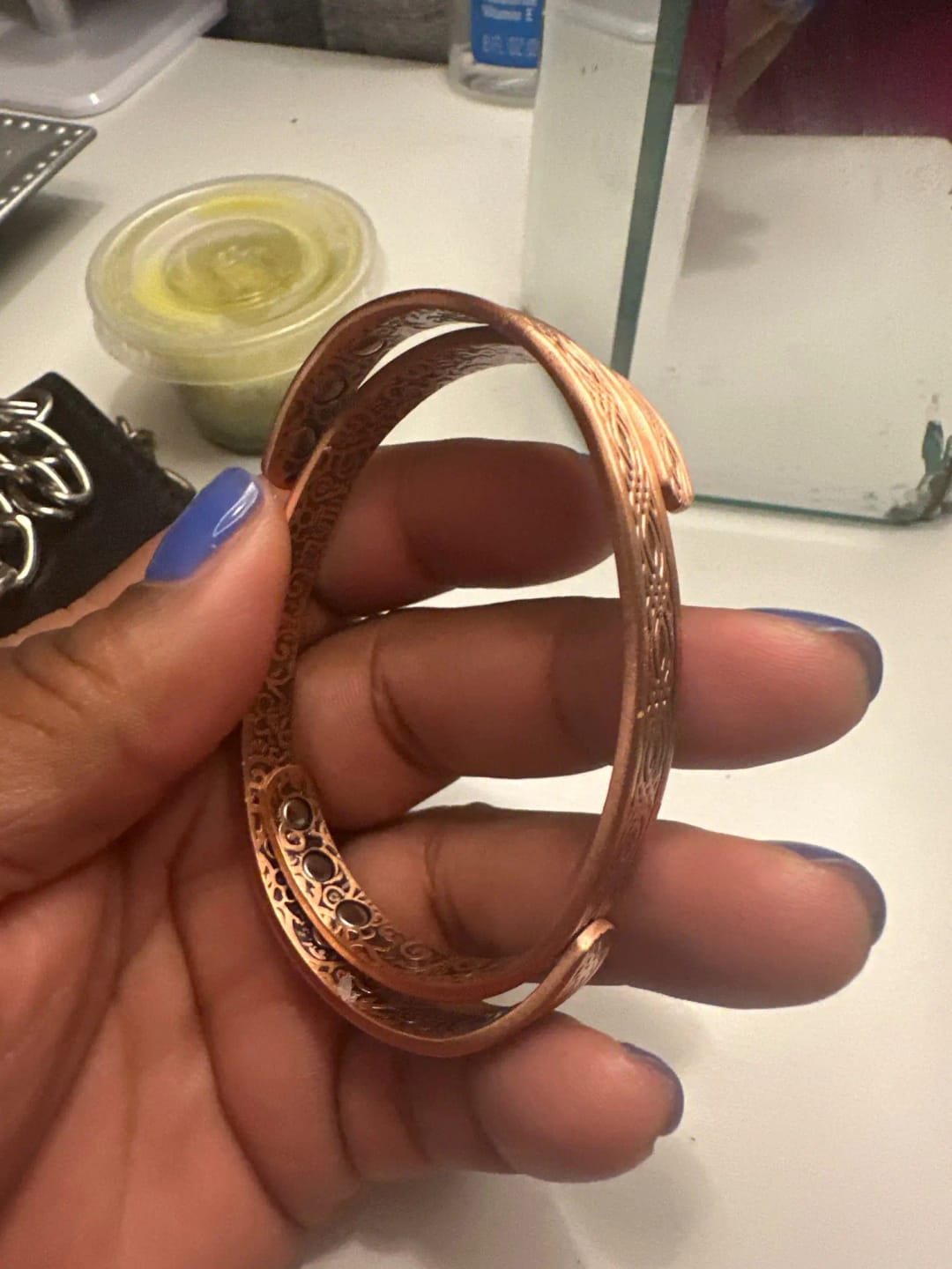 Customer photo review of Real Copper Magnetic Bracelet for Women Adjustable Vintage Viking Pure Copper Bracelet &amp; Bangles Cuff Copper Magnetic Bracelet