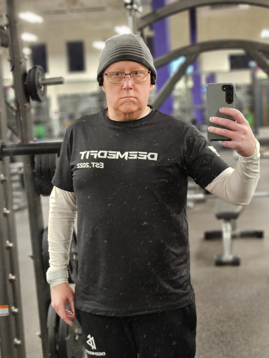 Customer photo review of Men's Gym Tee "Compellence"