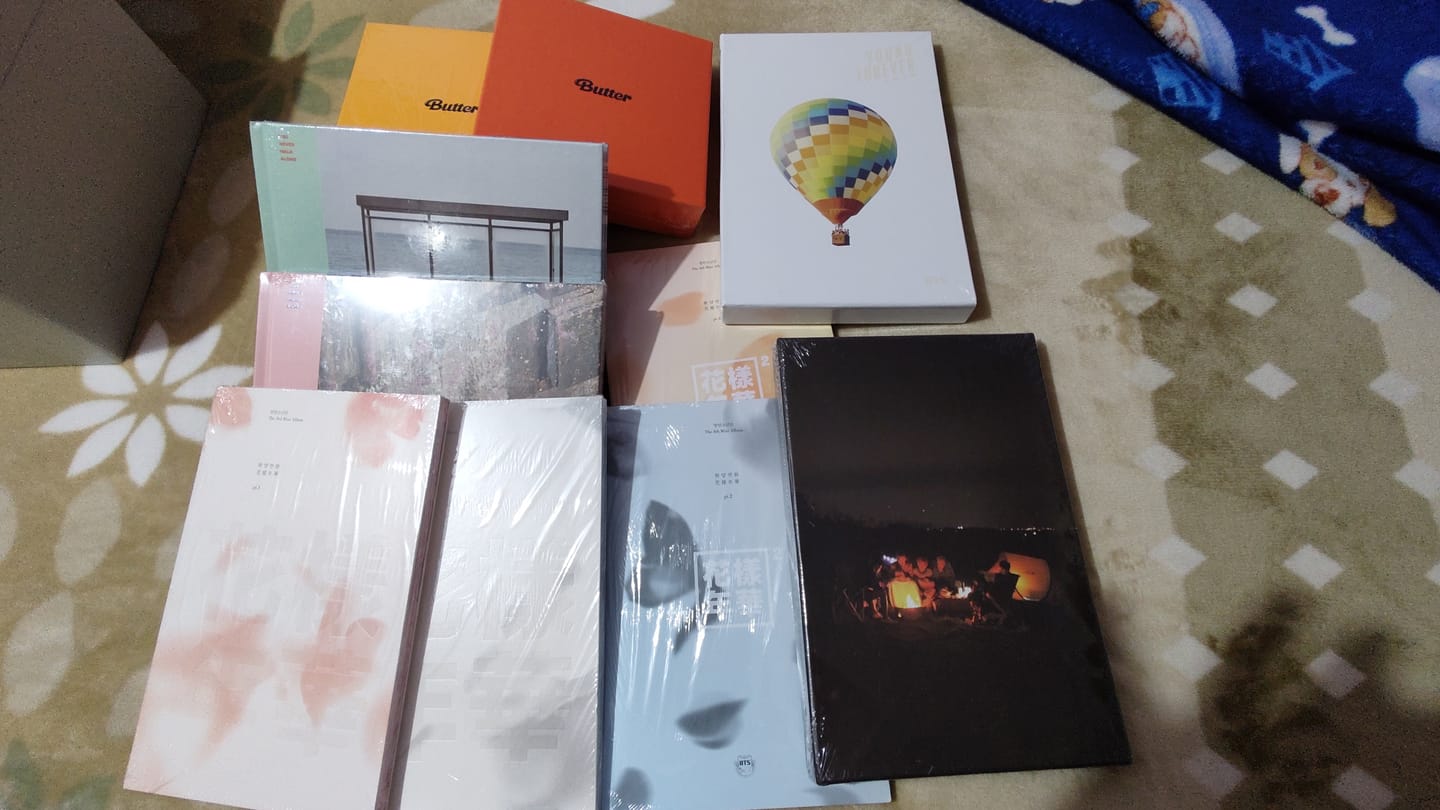 Customer photo review of BTS - 1ST SPECIAL ALBUM 화양연화 YOUNG FOREVER