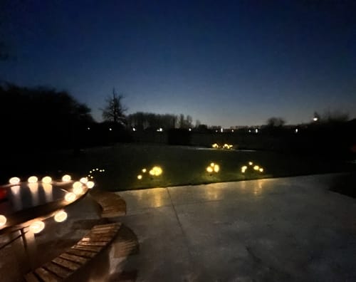 Customer photo review of Aynlights® - 2024 - 2 STUKS - Solar Tuinverlichting - WARM WIT LICHT