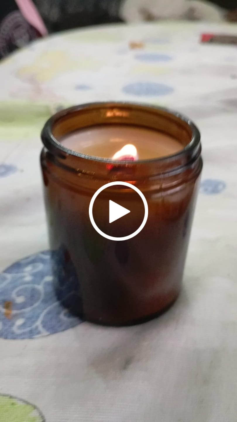 Customer video review of Tarro ámbar con tapa negra de 180 ml