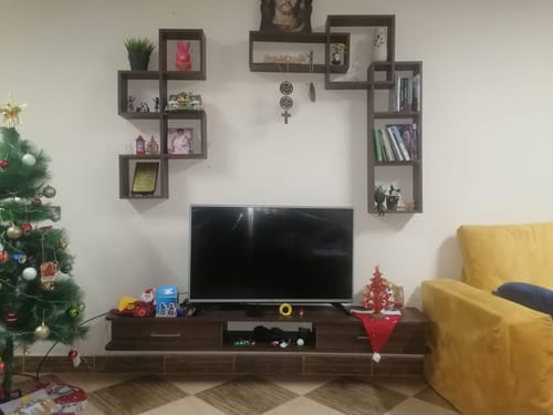 Customer photo review of ترابيزة تليفزيون مع وحدة أرفف 30×180سم - ART66