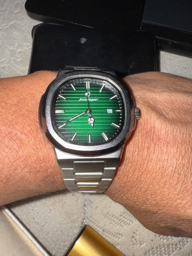 Customer photo review of Lucky Fours® Caspian