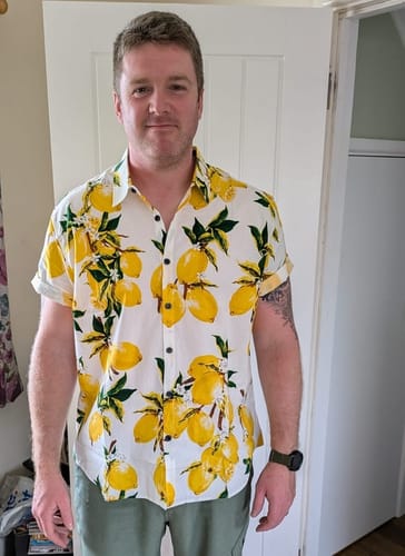 Customer photo review of Men's Tropical Yellow Lemon Print Hawaiian Short Sleeve Shirt