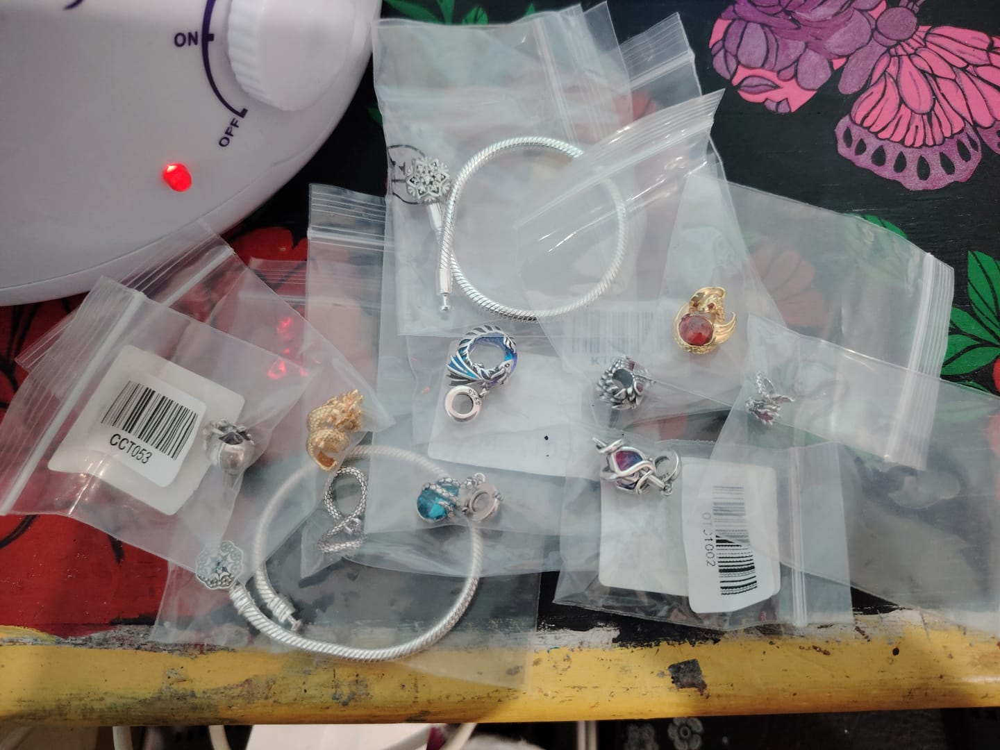 Customer photo review of Charm Noche Estrellada de Van Gogh
