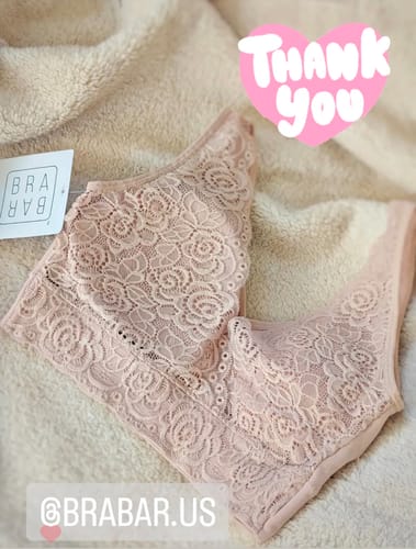 Customer photo review of SOFT V LACE BRALETTE