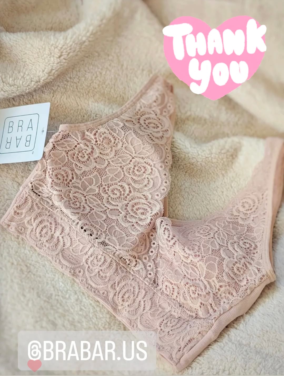 Customer photo review of SOFT V LACE BRALETTE