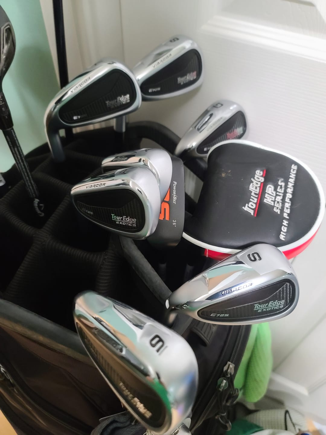 Customer photo review of Exotics E725 Irons (Left Hand)