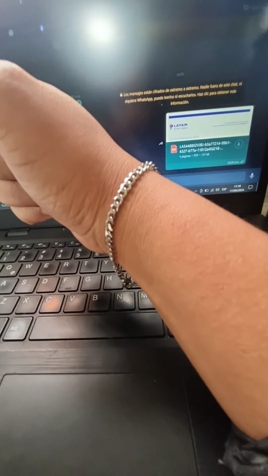 Customer photo review of 18k Gold Cuban Link Bracelet