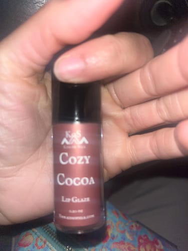 Customer photo review of Cozy Cocoa Lip Glaze